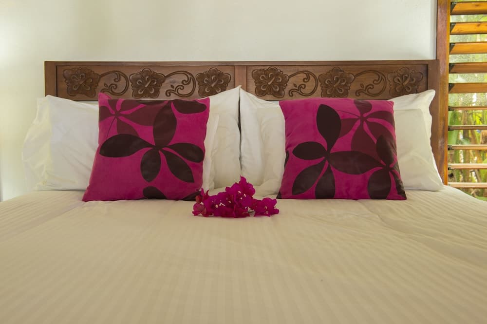 Frangipani Bungalow at deVos - The Private Residence