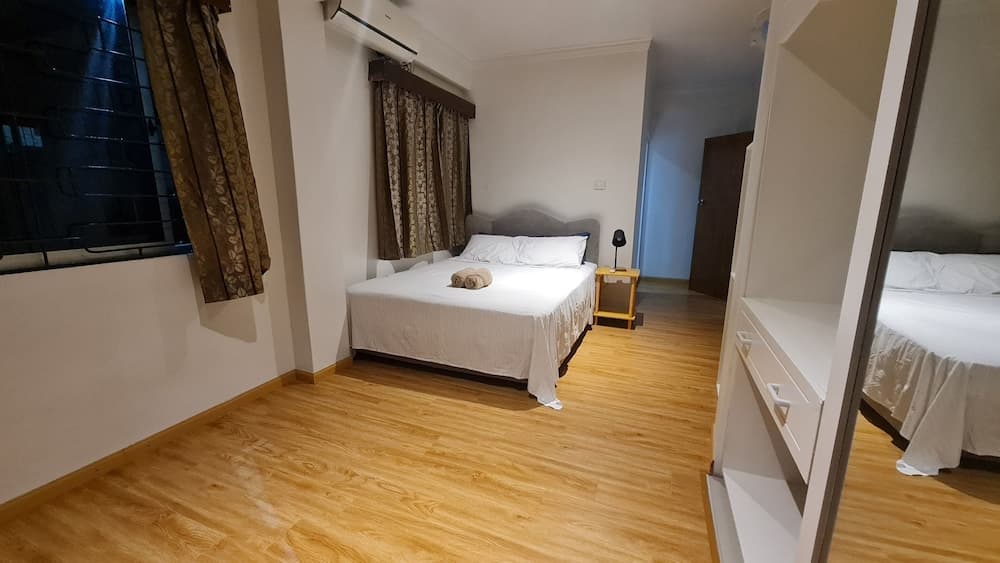 Family Apartment, 3 Bedrooms, Pool Access, Ground Floor at Axis Apartments