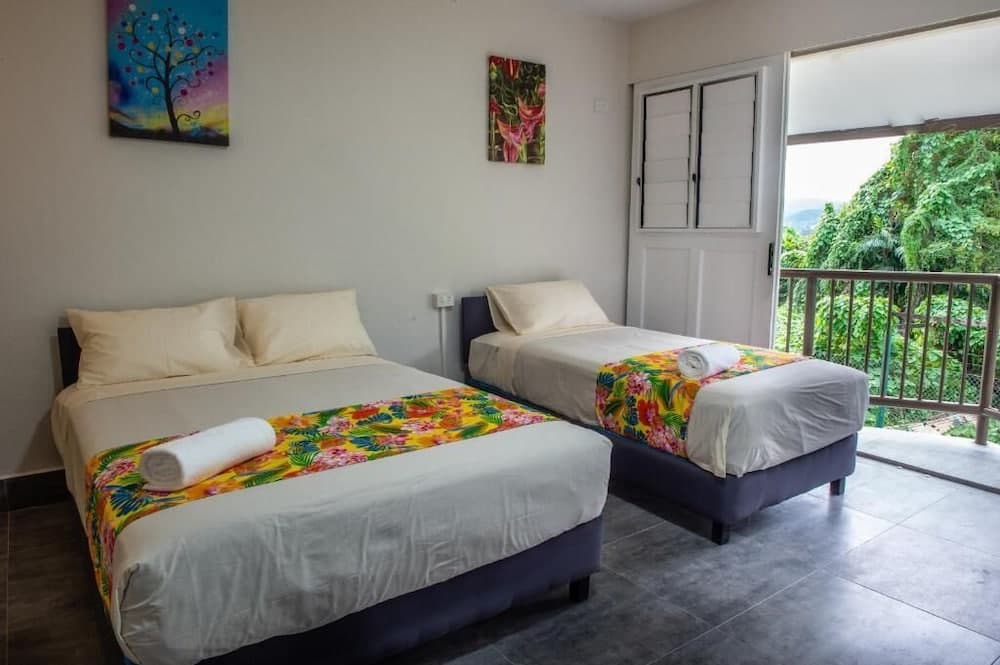 Seaview Deluxe Room at Yatu Lau Hotel & Conference