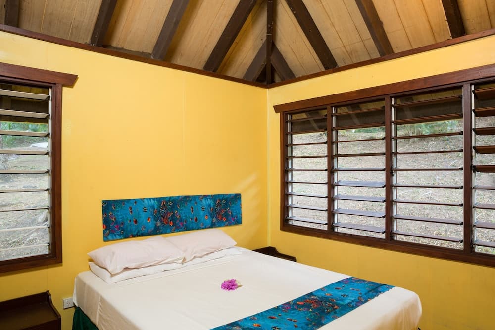 Two Bedroom Beachfront Bure at Funky Fish Beach & Surf Resort - Hostel
