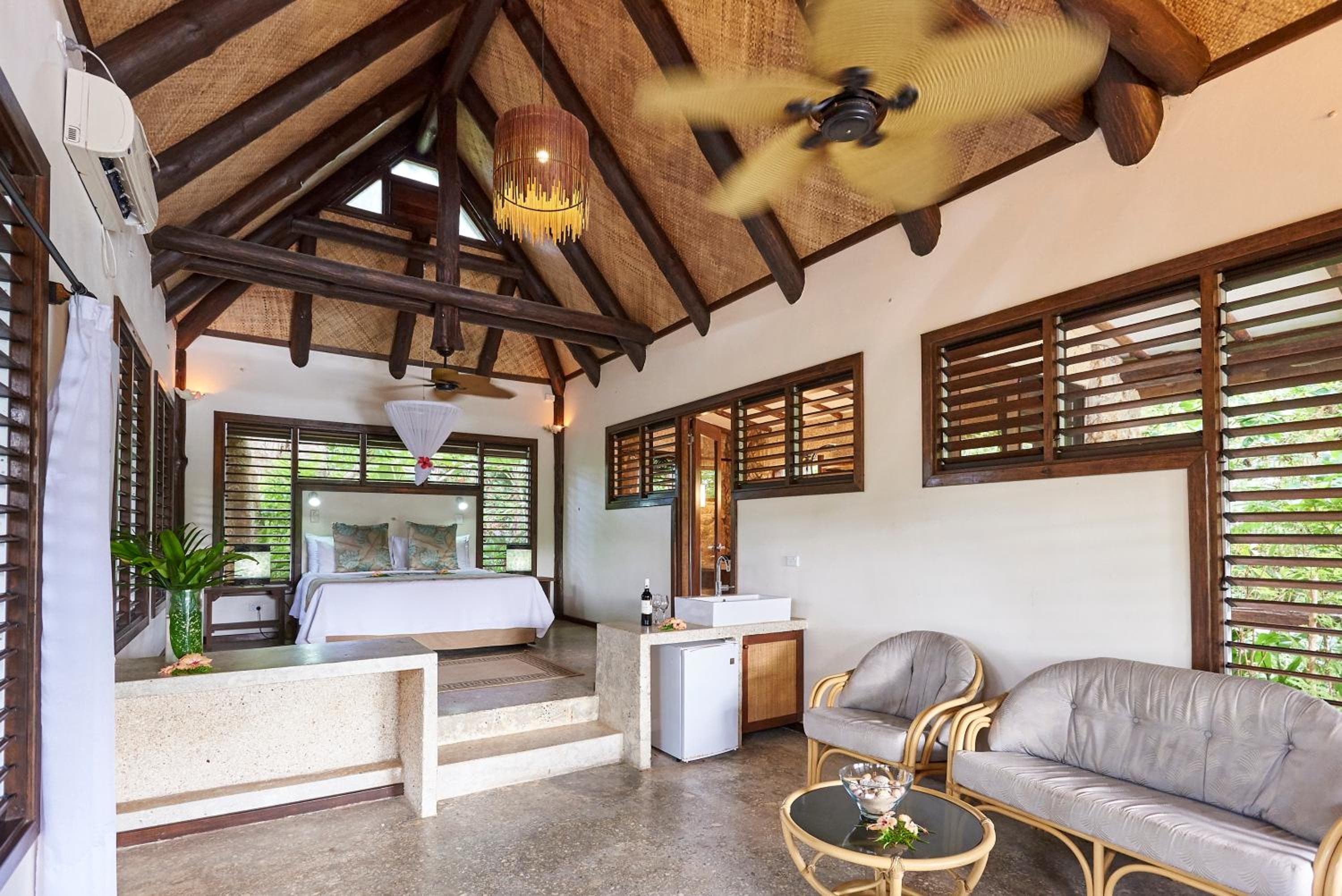 Oceanfront Villa (Sea View Pool) at Savasi Island Resort
