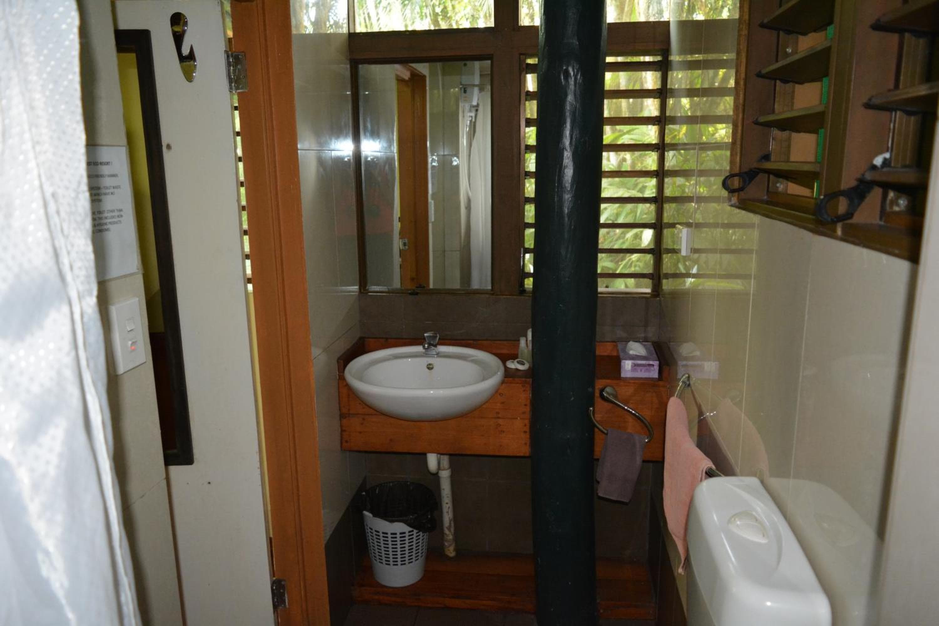 Queen Studio - Pied-a-terre Style at Rainforest Eco Lodge