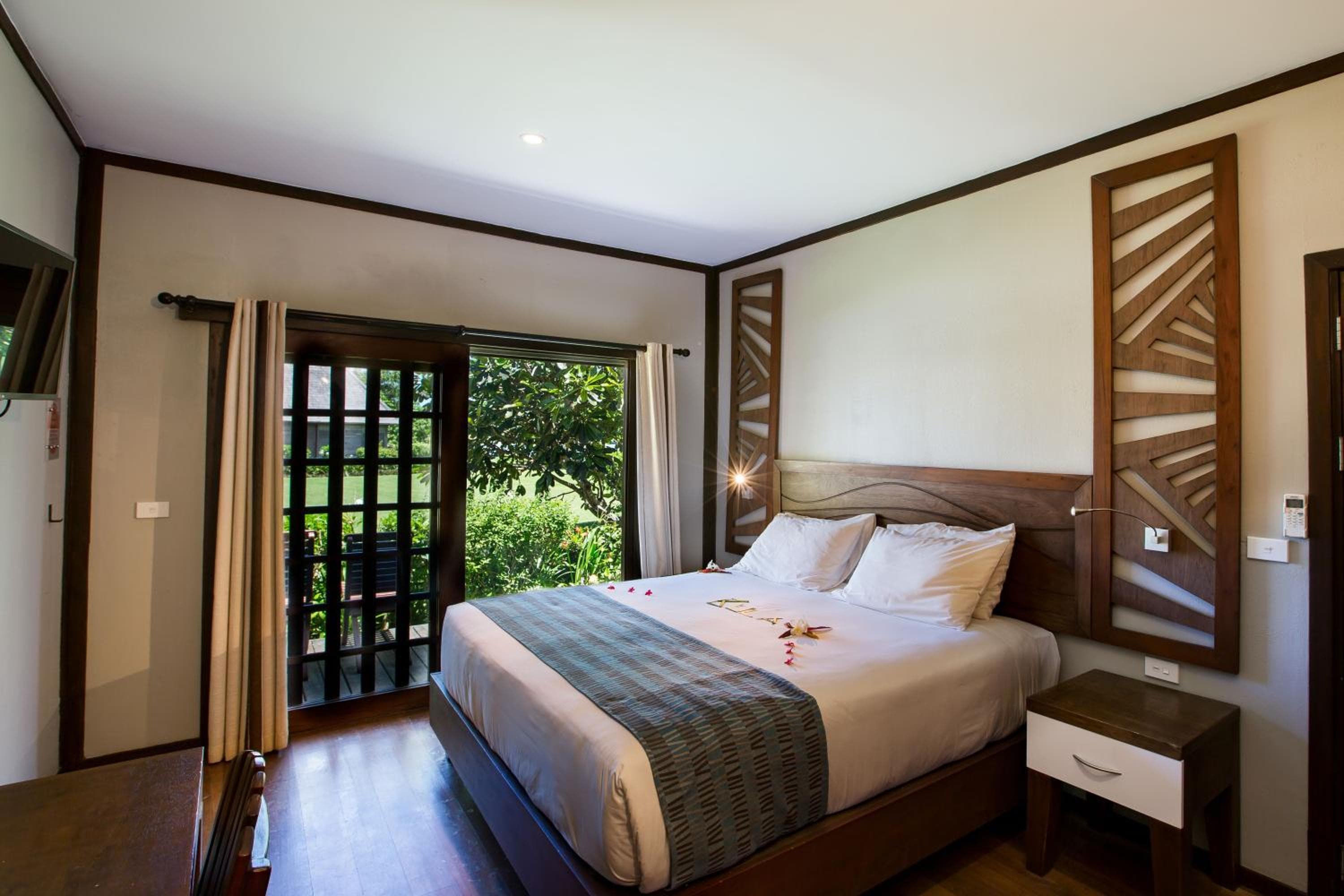 Bungalow with Pool View at Yatule Resort & Spa