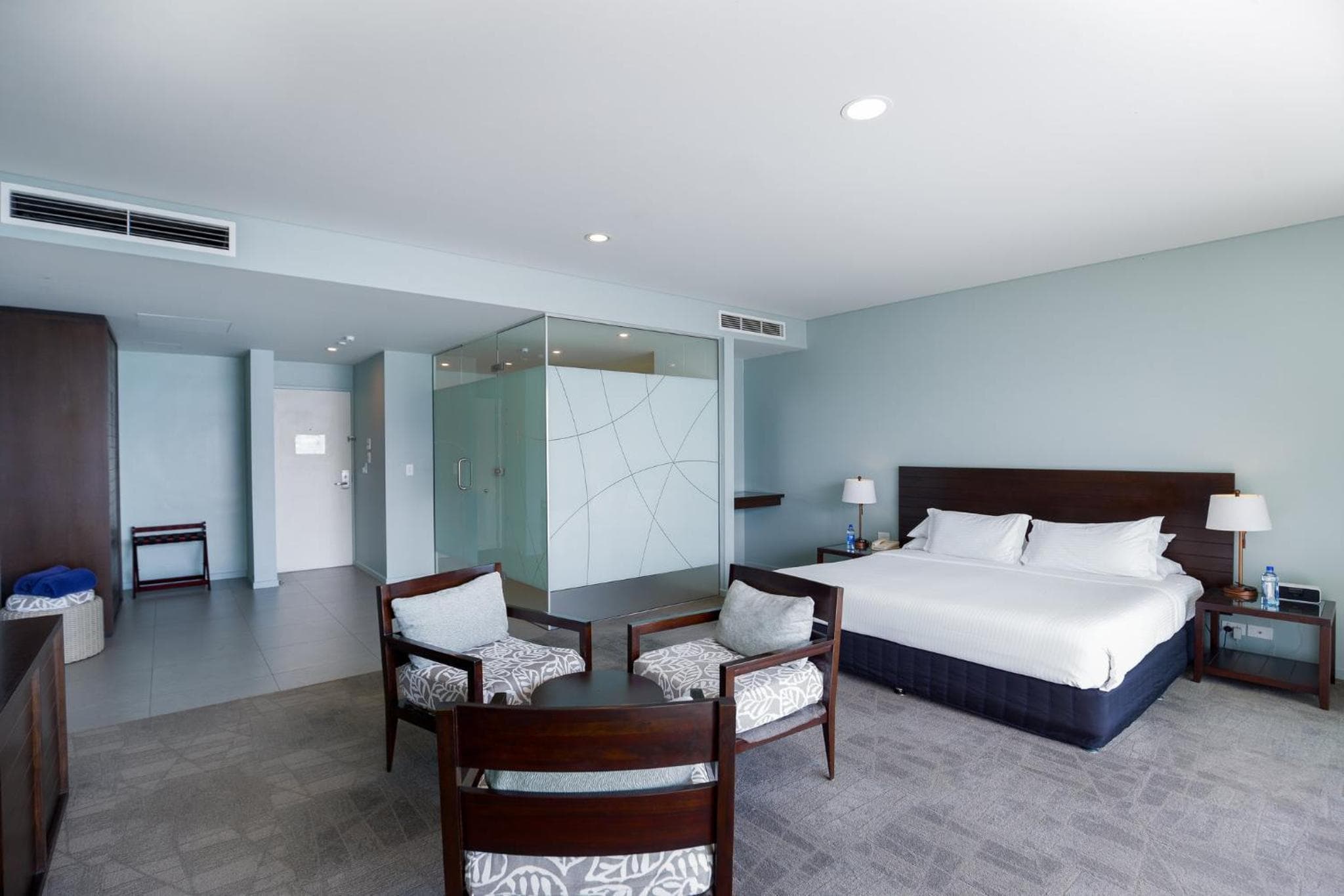Club Intercontinental Room with Ocean View at Grand Pacific Hotel