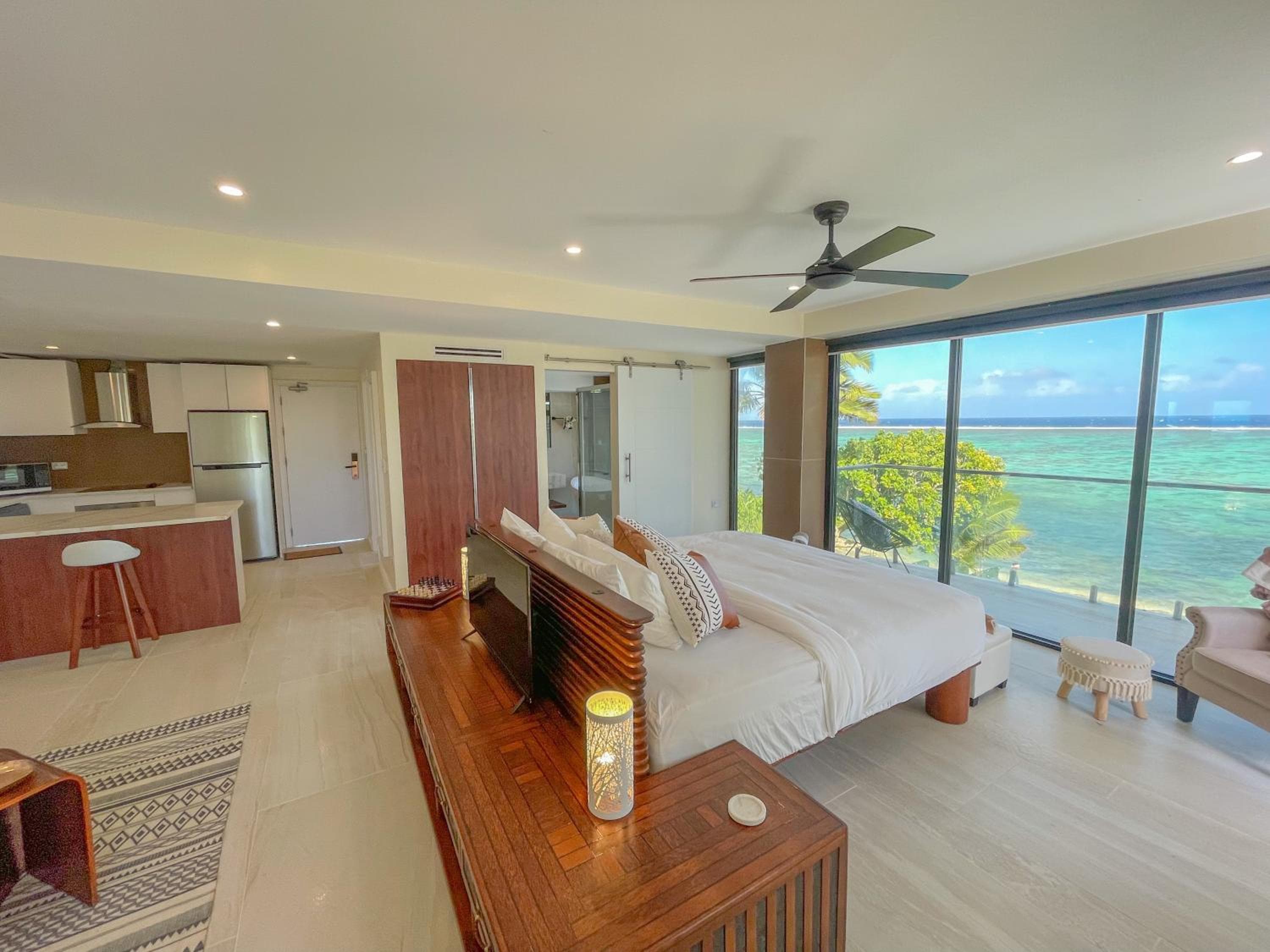 Two-Bedroom Apartment - Oceanfront at Maui Palms