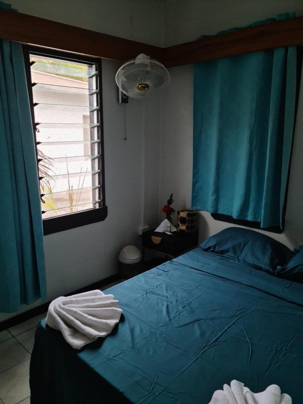 Budget Single Room at The Ideal Bed & Breakfast