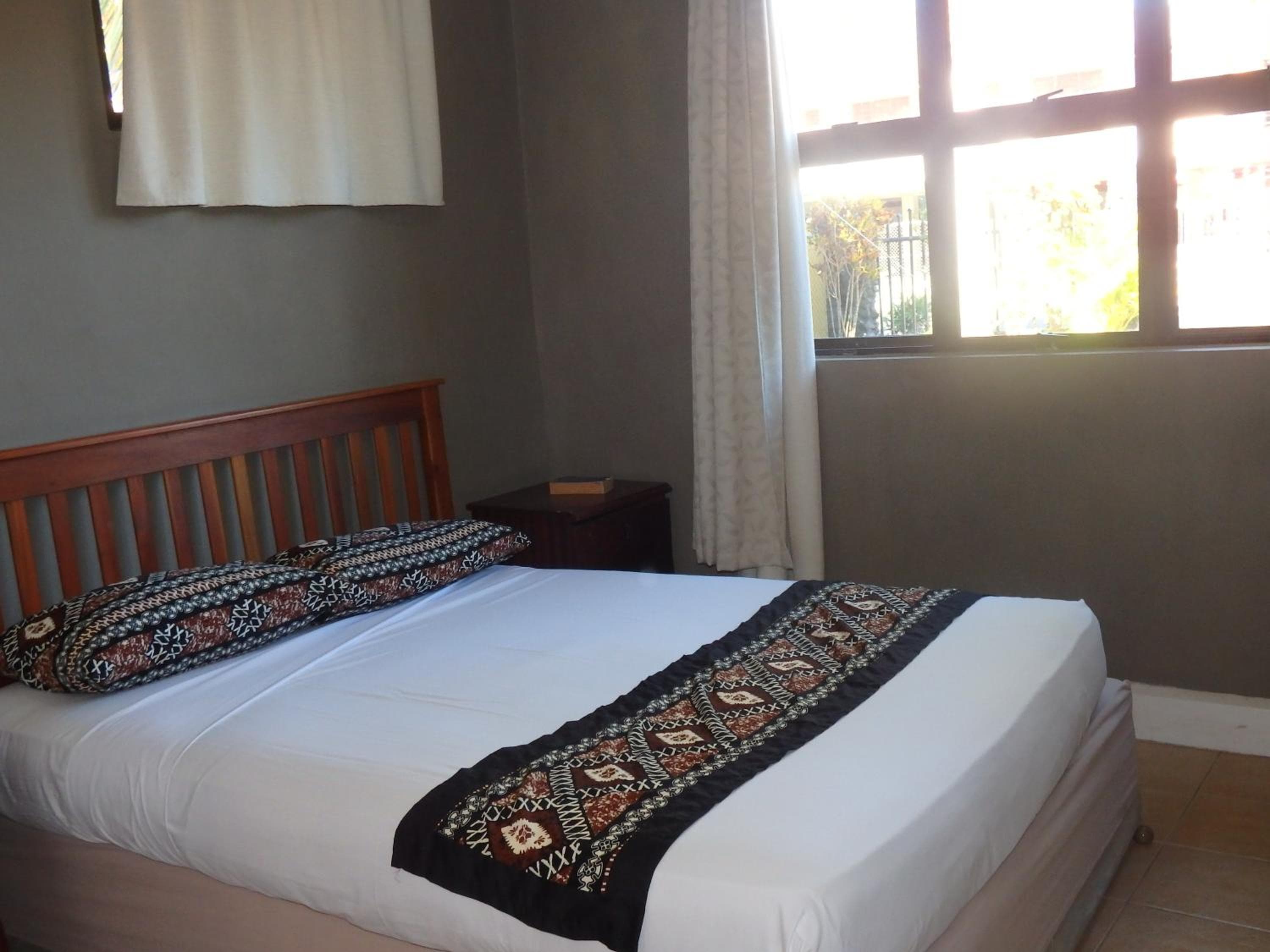 Double Room with Private Bathroom at Bluewater Lodge