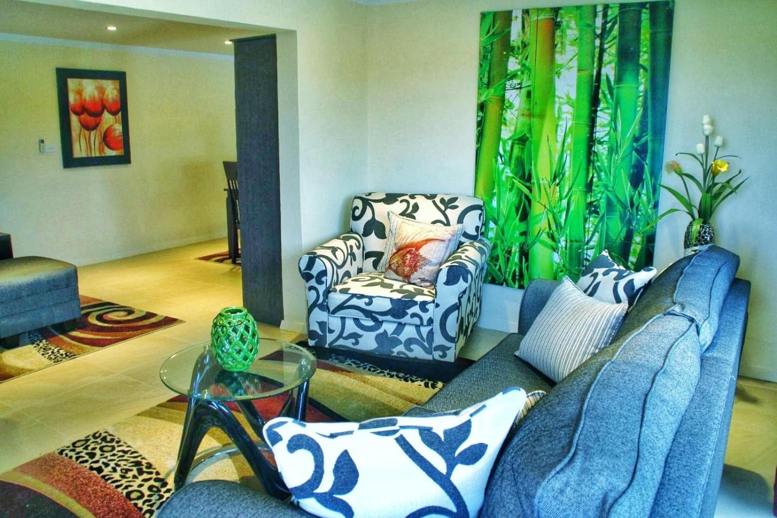 Three-Bedroom Apartment at Parling Apartments 01