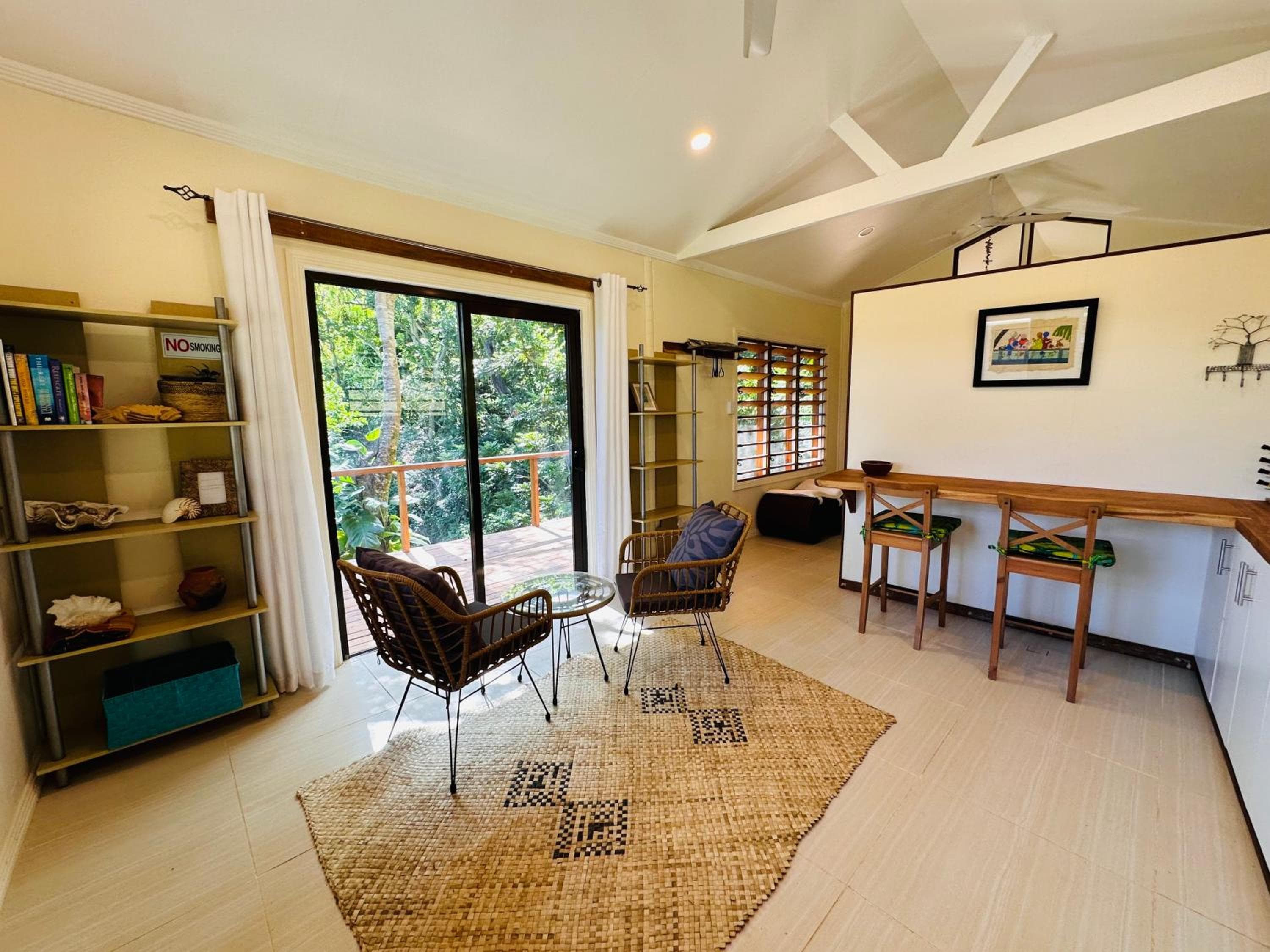 Bungalow with Garden View at Latui Loft