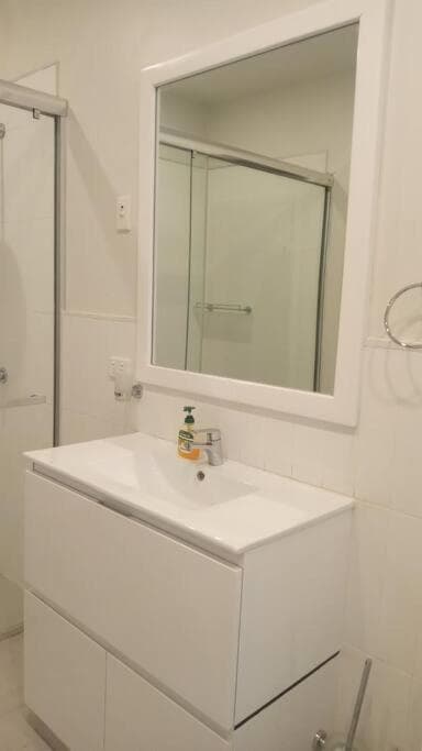Two-Bedroom Apartment at One bedroom Executive Apartment - 8