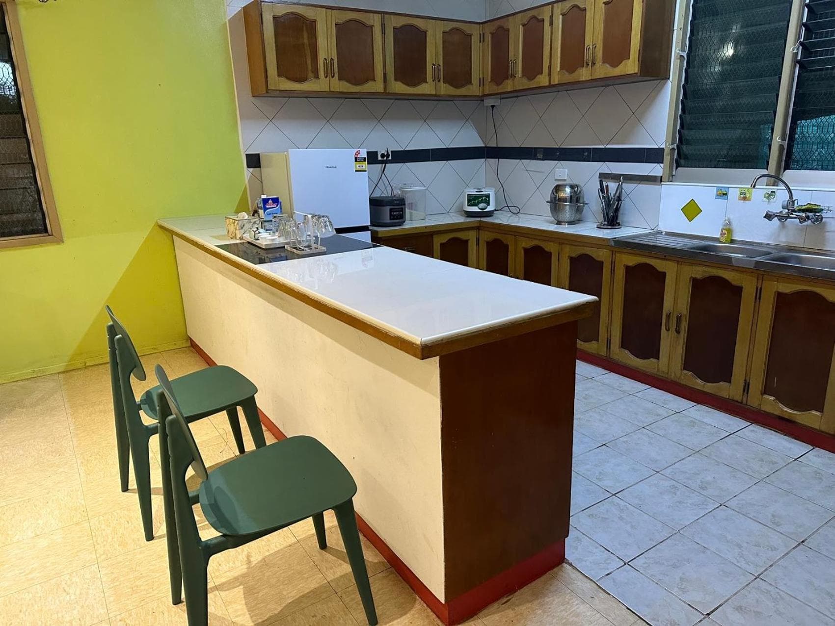 Single Bed In Dormitory Room at Nice rooms near Airport
