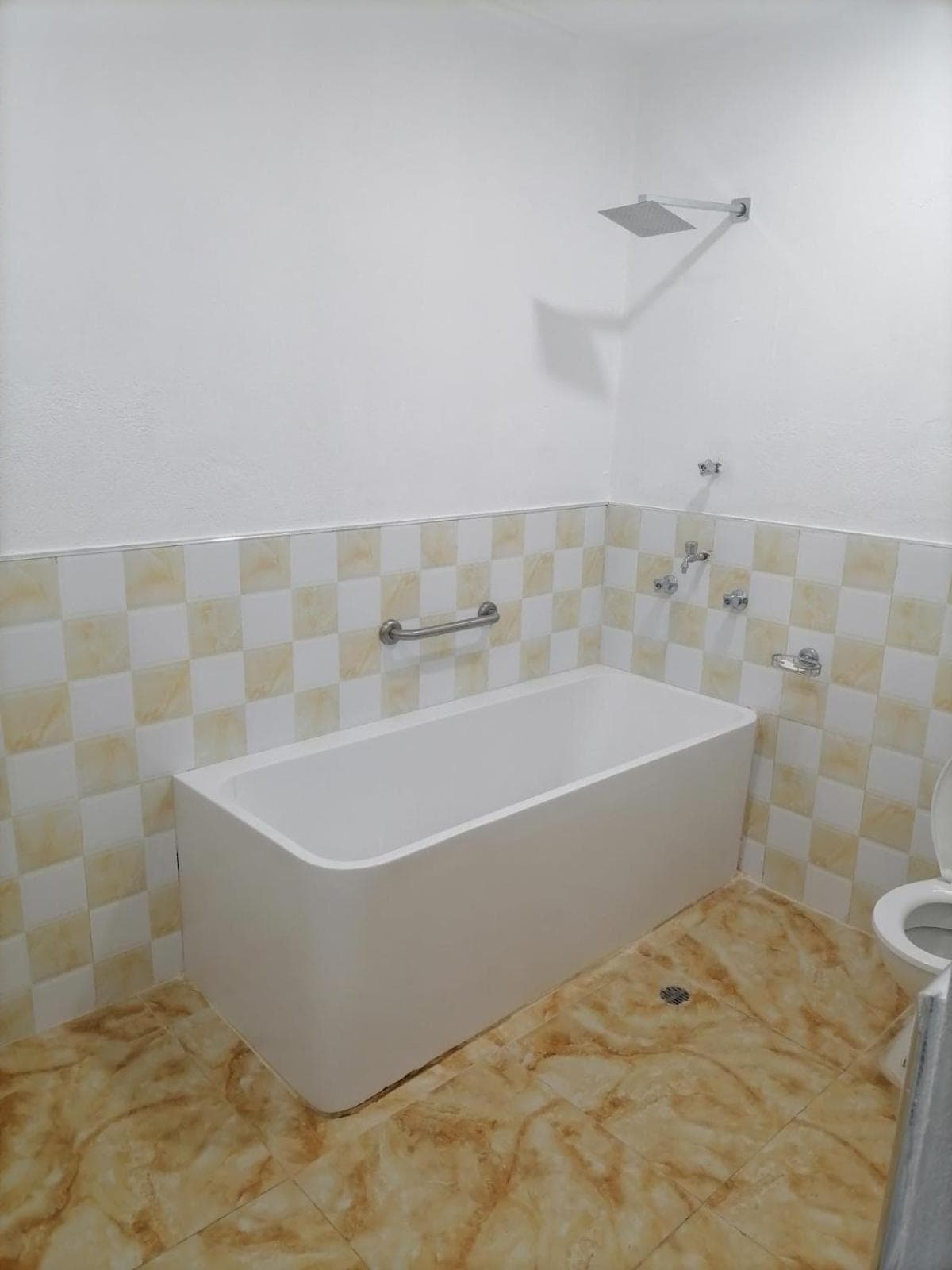 Deluxe Apartment at White Diamond Apartments