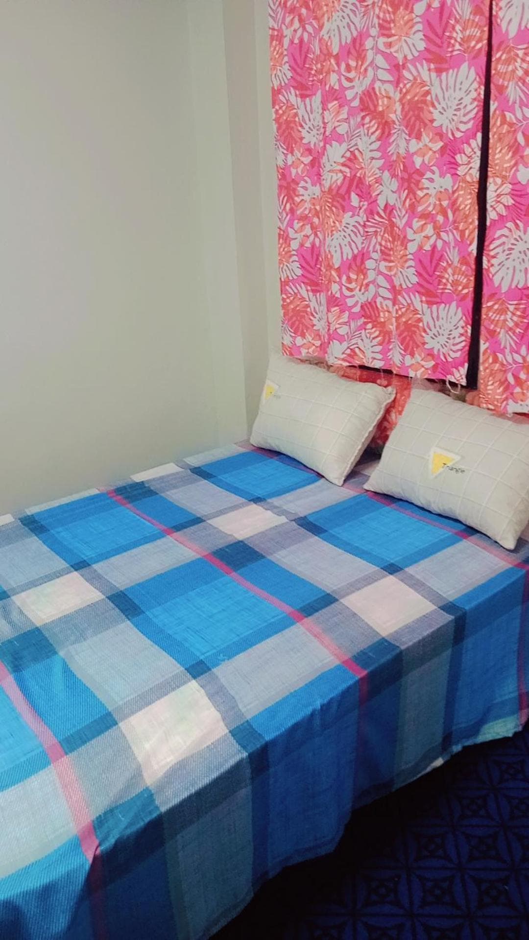 Double Room With Shared Bathroom at Singhs BNB apartment