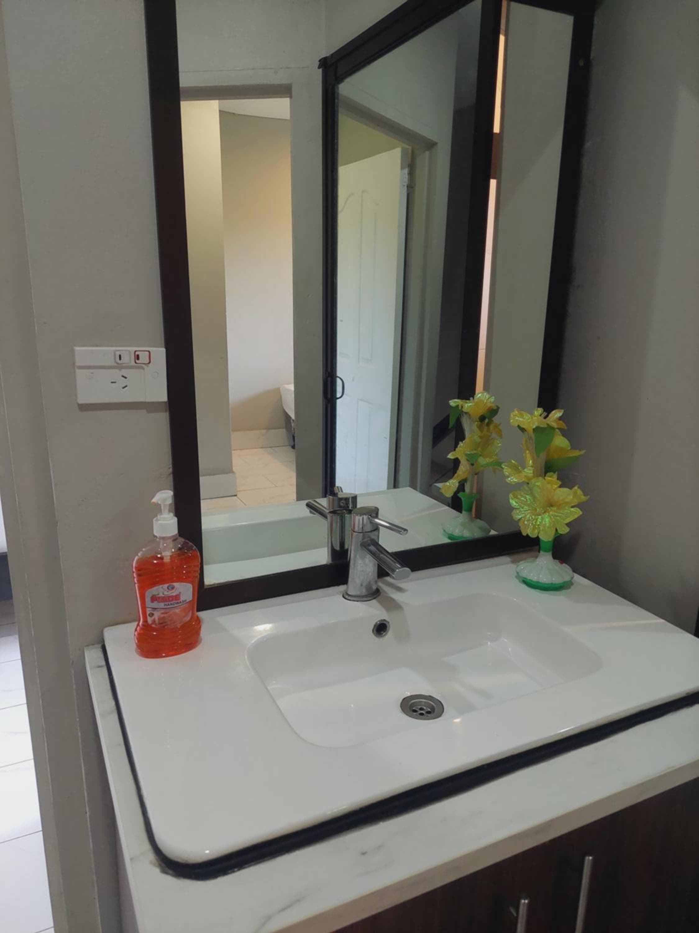 Two-Bedroom Apartment at 2Bedroom ,2Bathroom Deluxe apartment