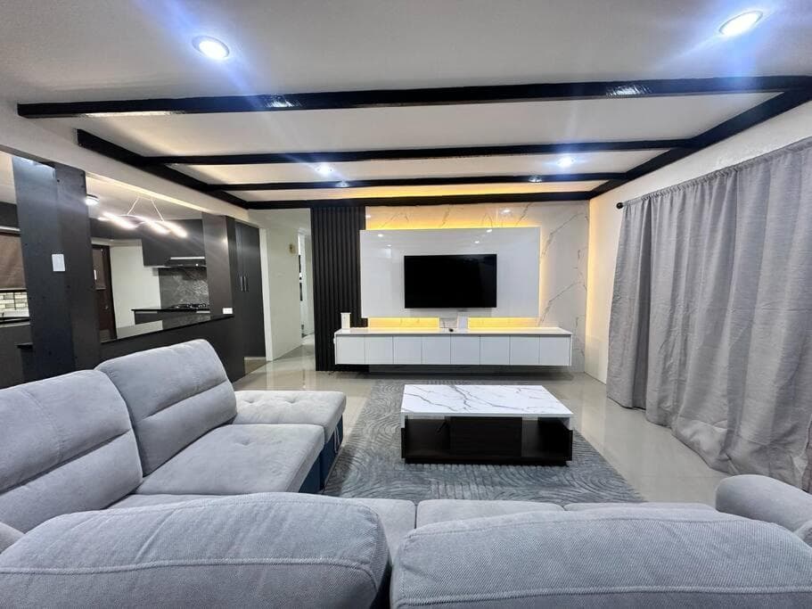 Three-Bedroom Apartment at 3 Bedroom Modern Executive Flat in Namadi Heights