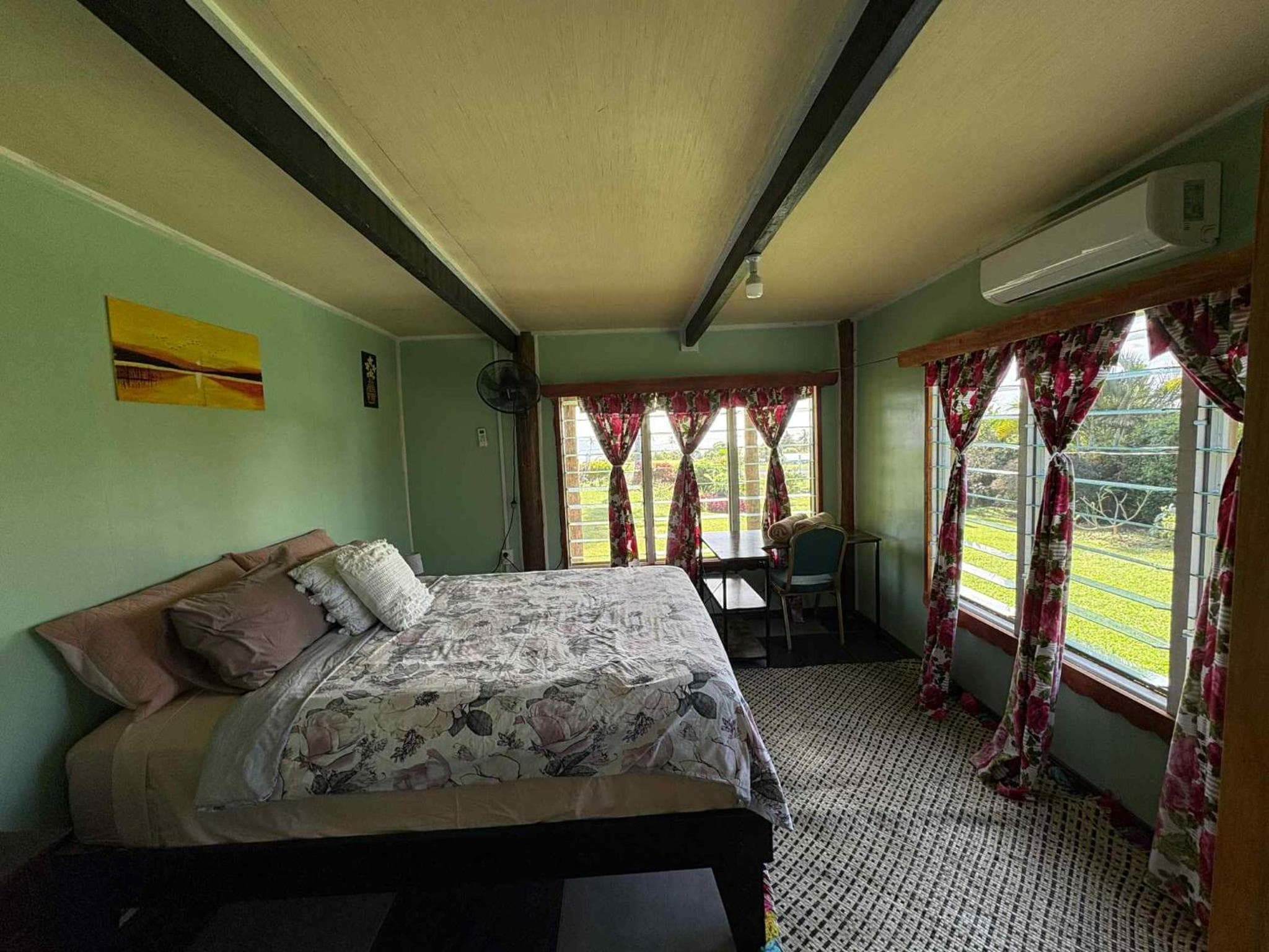 Double Room with Shared Bathroom at AerowView Home Retreat