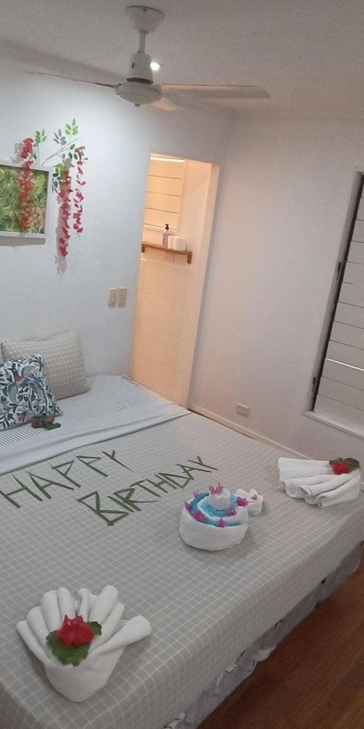 Deluxe Double Room with Shower at The Ideal Bed & Breakfast