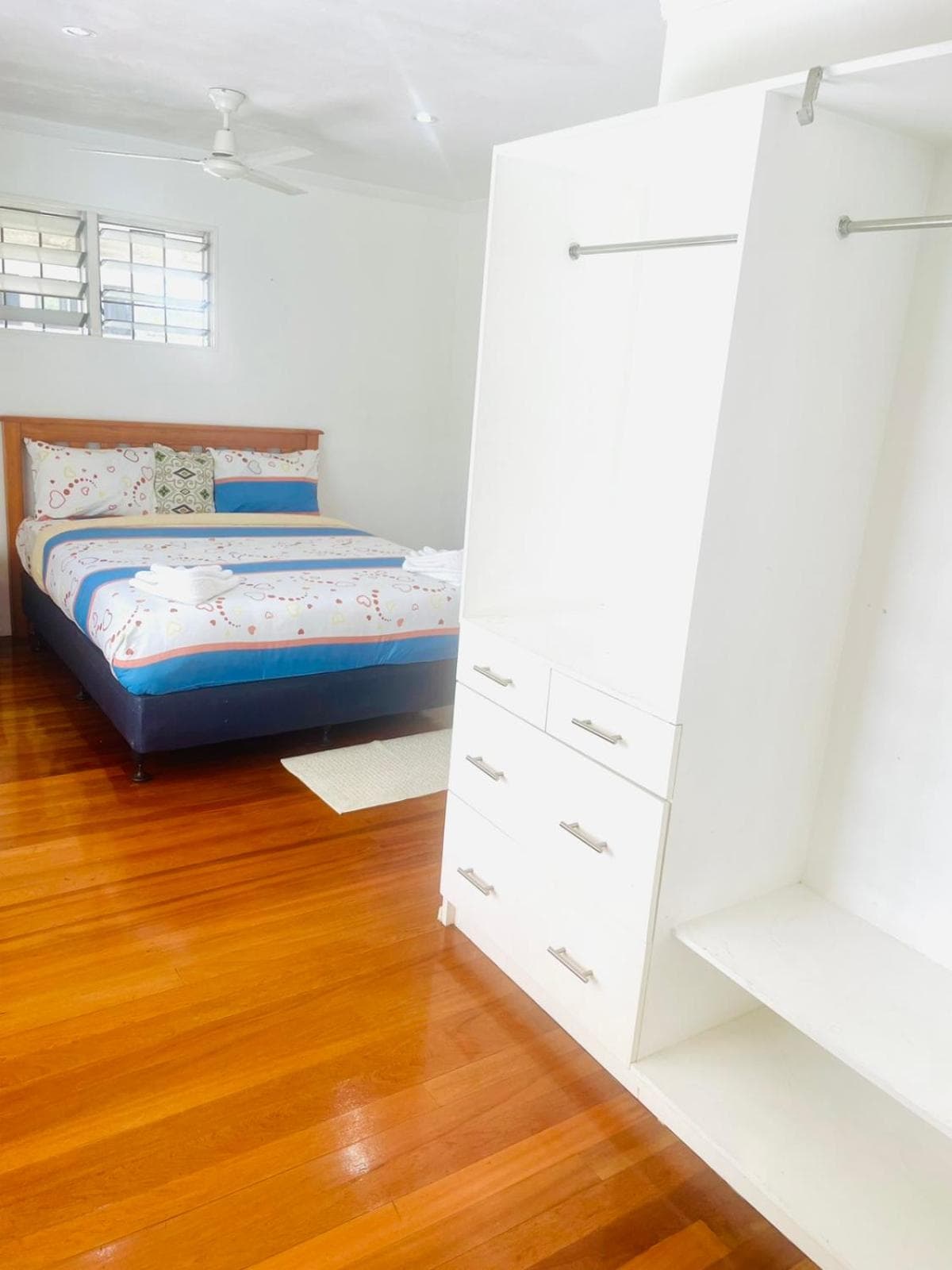 Double Room with Shared Bathroom at The Ideal Bed & Breakfast