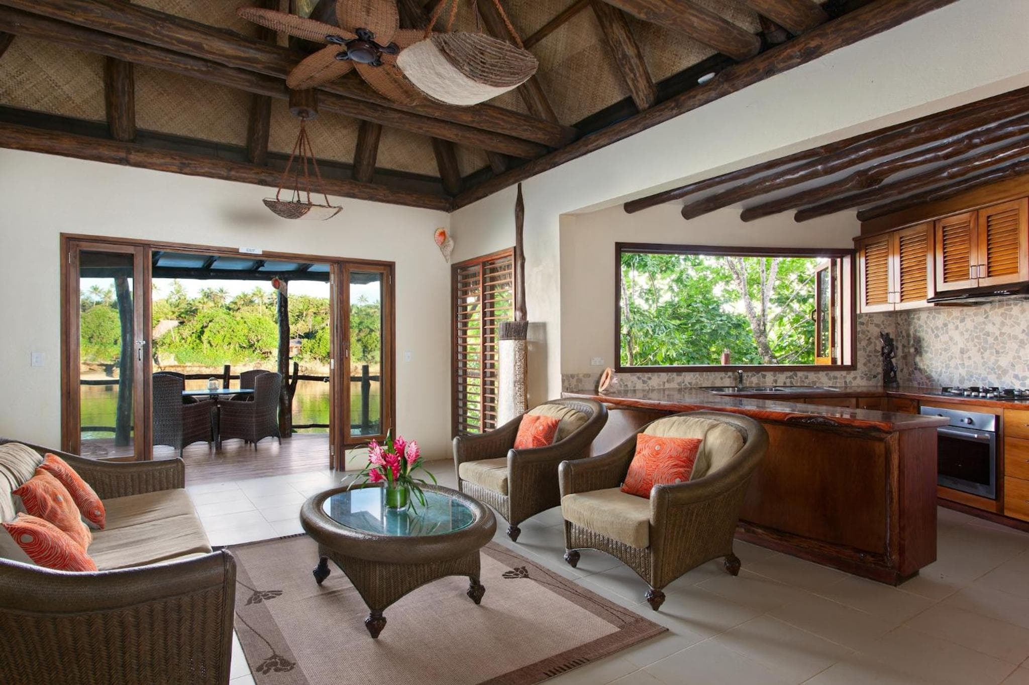 Grand Oceanfront Villa (Sea View Pool) at Savasi Island Resort