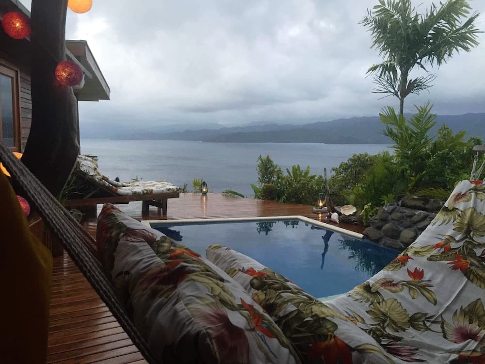 Deluxe Room, Poolside at Naveria Heights Lodge