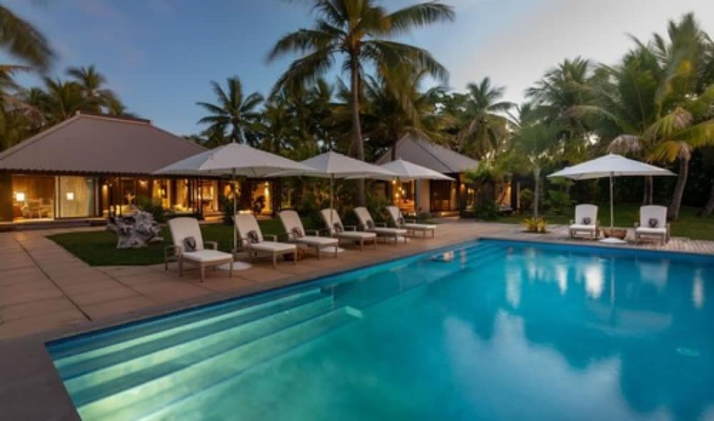 The Residence at Vomo Island Resort