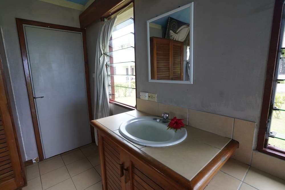 Basic Room, Partial Ocean View at Safe Landing Eco Lodge
