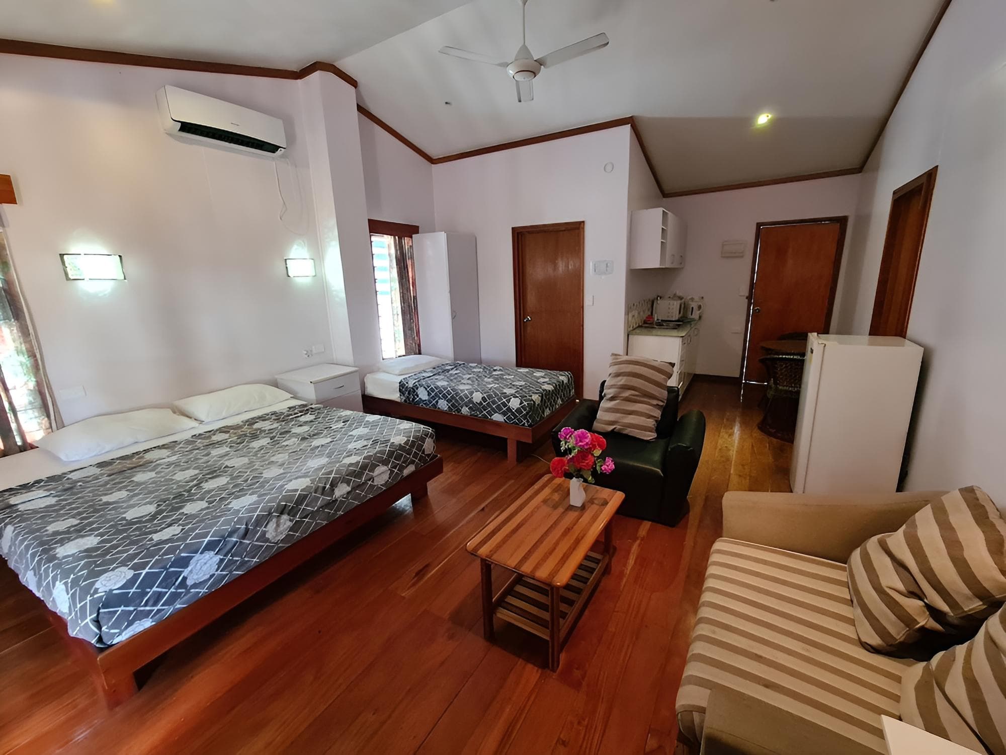VIP Rooms at Blue Light Village hotel