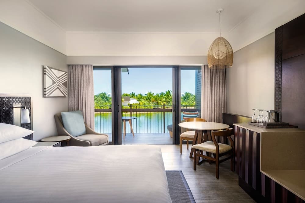 Room, 1 King Bed, Non Smoking, Lagoon View (Balcony) at Fiji Marriott Resort Momi Bay