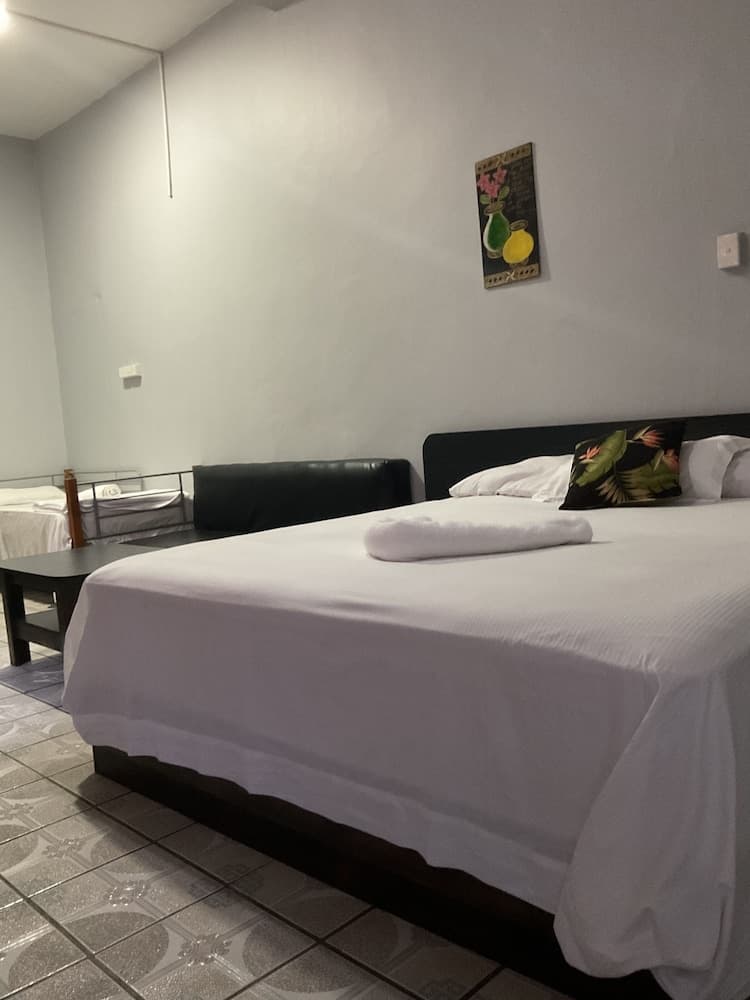 Basic Single Room at Fox Homestay