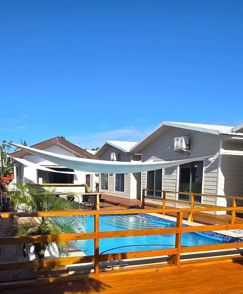Deluxe Villa, 2 Bedrooms, Pool View at Sunset Villas