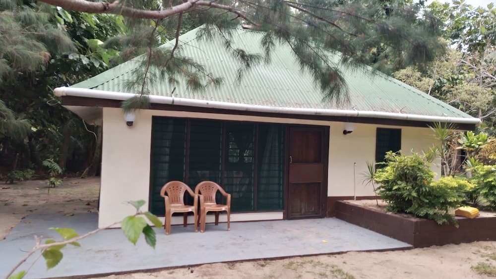 Standard Double Room at Yasawa Long Beach Hideout Resort