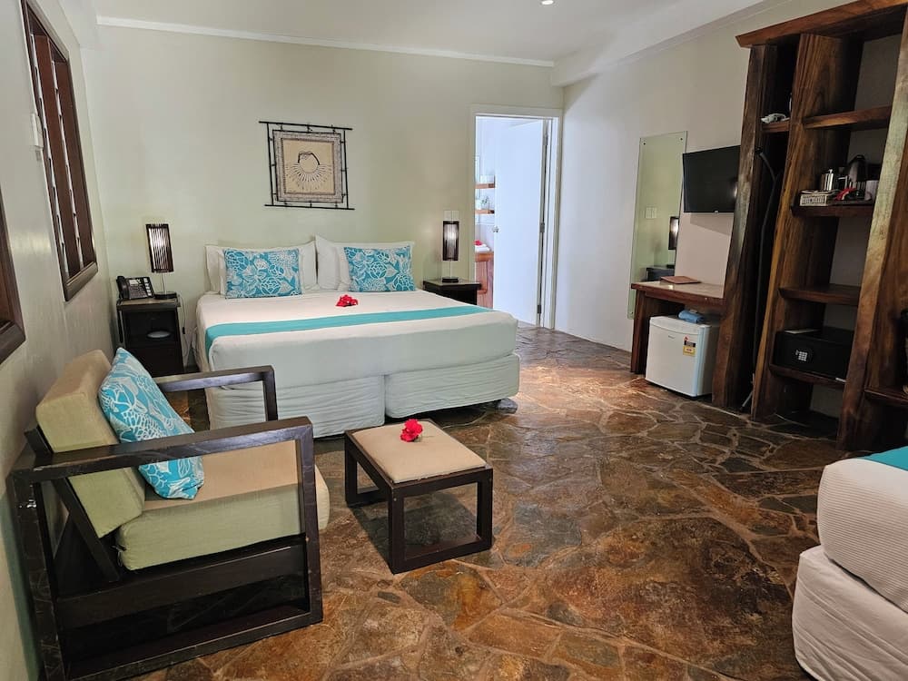 Garden Bungalow at Paradise Cove Resort