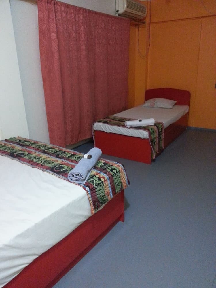 Twin Room at The Royale Lodge