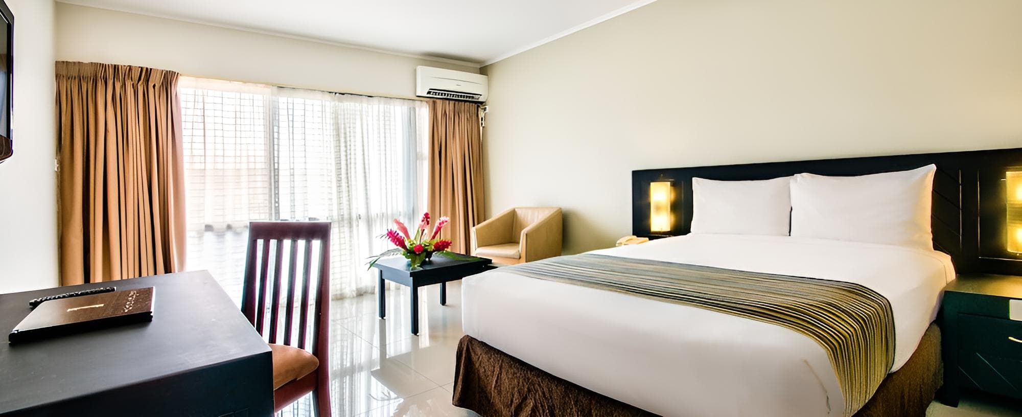 Superior Room at Tanoa Waterfront Hotel