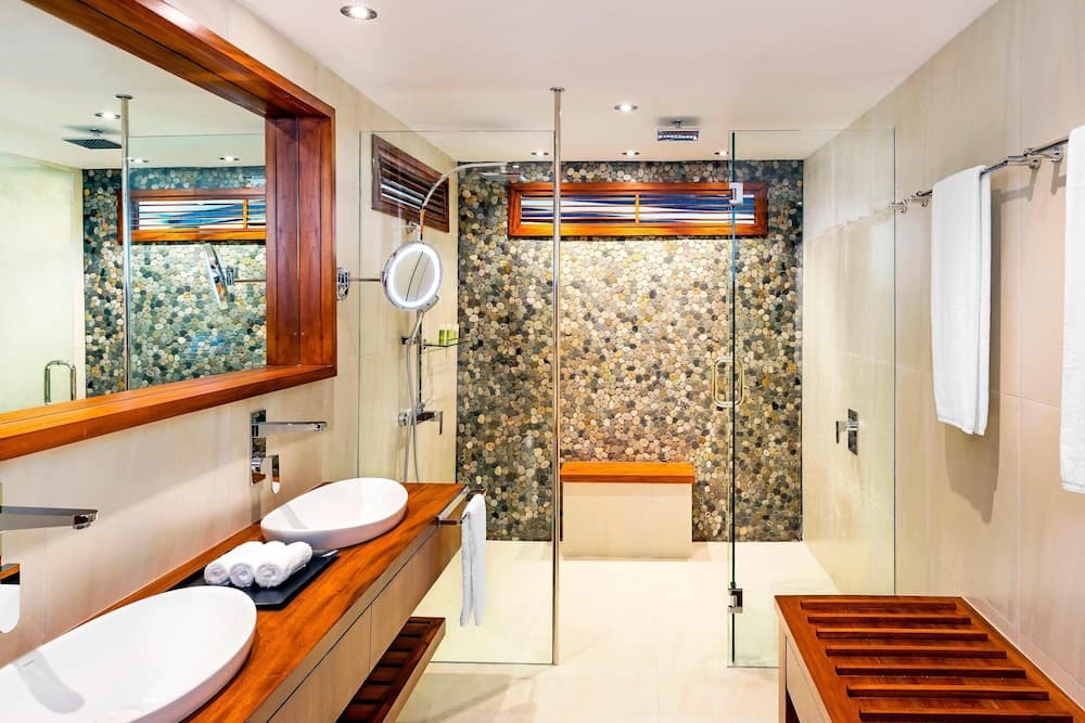 Studio, 1 King Bed, Poolside at The Westin Fiji Golf Resort & Spa